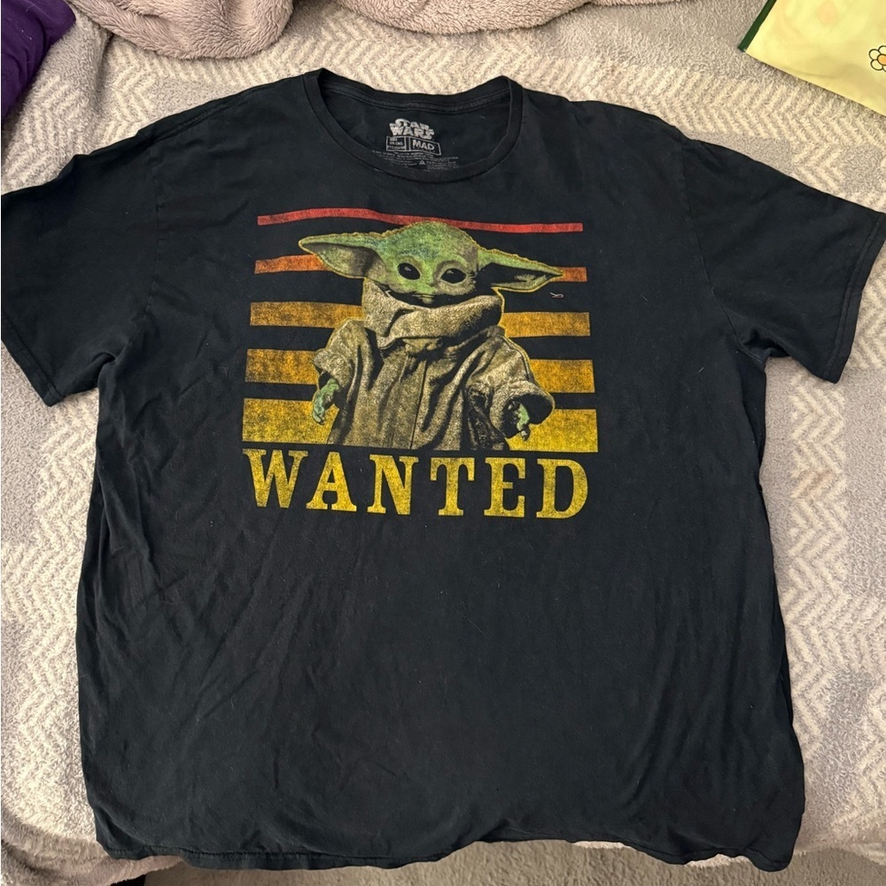 Star Wars Dark Blue 'Wanted' Graphic Tee with Green and Yellow